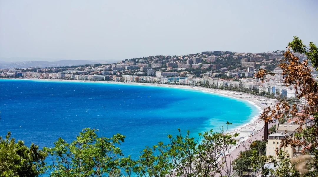 Guide d'utilisation des services de chauffeur privé de luxe à Nice